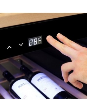 Caso | Smart Wine Cooler | WineExclusive 126 | Energy efficiency class G | Free standing | Bottles capacity 126 bottles | Cooli