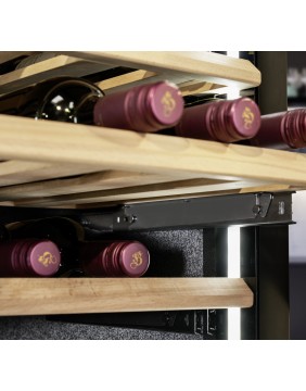 Caso | Wine Cooler | WineDeluxe WD 60 | Energy efficiency class F | Built-in | Bottles capacity 60 | Black
