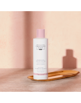 Christophe Robin DELICATE VOLUMIZING SHAMPOO apimties suteikiantis šampūnas