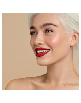 delilah LIQUID LIPSTICK skysti, matiniai lūpų dažai, 7 ml.
